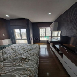 Penthouse chung cư Sky Garden Quận 7 300m2 4PN 4WC nhà trống ở ngay