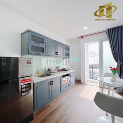 Căn hộ 1PN tách bếp bancol siêu thoáng ngay sân bay
