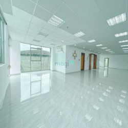 Văn Phòng Hồ Văn Huê, Phú Nhuận Cho Thuê DT 220m2 sàn suốt