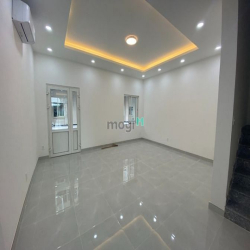 Cho thuê nguyên căn shophouse saritown SALA 500m2 chỉ 99 TRIệu