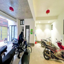 Bán CCMN 19 phòng Khép kín quận Hai Bà Trưng, 75m, 6T, MT 6m, 10.8 tỷ.