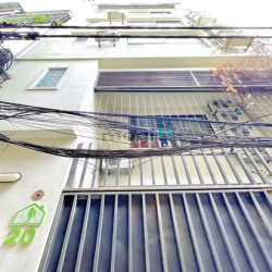 Bán CCMN 19 phòng Khép kín quận Hai Bà Trưng, 75m, 6T, MT 6m, 10.8 tỷ.