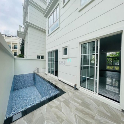 Cho Thuê Biệt thự King Crown Thảo Điền Quận 2 8pn giá 5.500$ TL