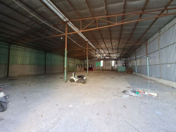 Cho thuê 500m2ho nằm trong tổng kho Tân Sơn, phường 15, quận Tân Bình.
