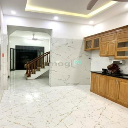 Bán nhà đẹp Tam Trinh, 61m2,4 tầng, 60m ra phố, 8.6 tỷ