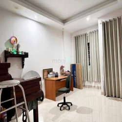 BÁN GẤP Để giải quyết TC. Bán nhà 3 Lầu hẻm đường 42 Bình Trưng Tây Q2
