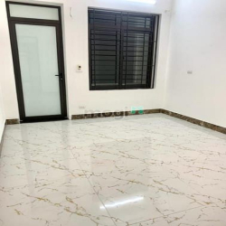 Bán nhà đẹp Tam Trinh, 61m2,4 tầng, 60m ra phố, 8.6 tỷ