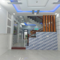 Bán nhà khu Tên Lửa 4x18m đúc 4 tấm giá 7.6 tỷ