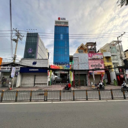 Cho thuê tòa nhà 422 Nguyễn Thị Thập, Phường Tân Quy, Quận 7, Hồ Chí M