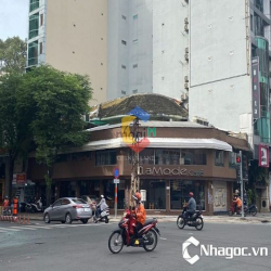 Cho thuê nhà GÓC 2MT số 118 đường Bùi Thị Xuân, Phường Phạm Ngũ Lão, Q