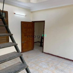 Bán nhà phố Xã Đàn trung tâm Đống Đa, dt 35m, 5T MT 5m , giá 6,8 tỷ.