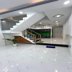 Nhà đẹp hẻm 4m, 40m2, 2 Tầng, Đường Bình Trị Đông.