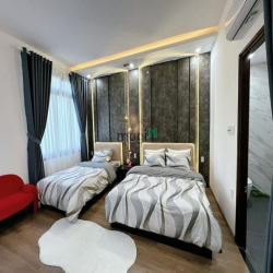 Nhà giá tốt có 1 0  2, Dương Quản Hàm, Gò Vấp, 67m2, 3 tỷ150tr, sổ sẵn