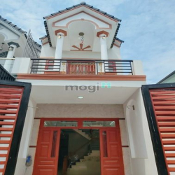 Bán gấp nhà mới xây 1 trệt 1 lầu, Gần Trường Sông Khuê