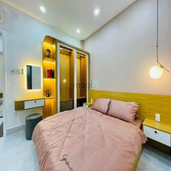 Cho thuê siêu biệt thự đường Đặng Thùy Trâm, DT 10x20m. Giá 40tr/th TL