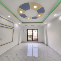 Bán Nhà Trần Bình Trọng 60,6m2 ( 3,9m x 17m ), 4 Tầng, P5, Chỉ 7,8 Tỷ