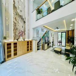 CẦN BÁN GẤP!!Trần Hữu Trang,P11,Phú Nhuận.DT 70m2/2tỷ800, có sổ riêng
