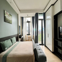 1 Phòng ngủ - Studio full nội thất - Ban công - Bao phí gần cầu Sài Gò