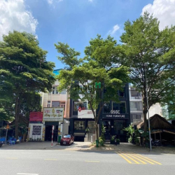 Bán Toà Nhà Mặt tiền Trương Văn Bang DT 160m2 giá 63 tỷ alo em Nhi ạ