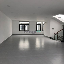 [CHO THUÊ] Shophouse giá tốt tại VHGP quận 9