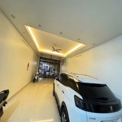 Mặt phố Trạm - Siêu đẹp - Hiếm - 103m2 x 7 tầng mới - MT 6m - 39 tỷ