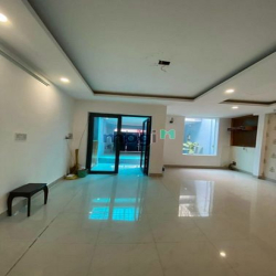 Cho thuê nhà hẻm 8m, 86/2 Phổ quang, Phường 2, Tân Bình/ 4.5x20 3L