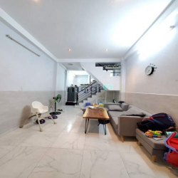 Hẻm Xe Hơi Quay Đầu! Nhà Đường Phan Chu Trinh 41m2, 3 Tầng, Chỉ 6,5 Tỷ