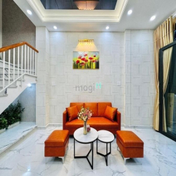 Bán gấp nhà NGUYỄN KHUYẾN, nhà đẹp ở ngay, 58m2 chỉ nhỉnh 6 tỷ