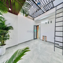 Bán gấp nhà NGUYỄN KHUYẾN, nhà đẹp ở ngay, 58m2 chỉ nhỉnh 6 tỷ