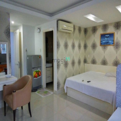 Bán nguyên căn nhà phố 5 lầu với 4PN lớn khu Hưng Gia 1, Phú Mỹ Hưng