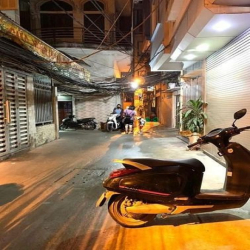 Bán nhà phố Tây Sơn quận Đống Đa 50m 4T MT 4,1m giá 7.3 tỷ.
