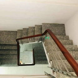Bán nhà hẻm xe hơi Cách Mạng Tháng 8, Tân Bình, 3 tầng, 5,4x14M, 10 tỷ