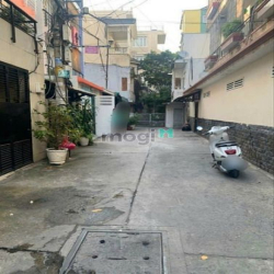 Bán nhà hẻm xe hơi Cách Mạng Tháng 8, Tân Bình, 3 tầng, 5,4x14M, 10 tỷ