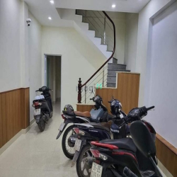 Bán nhà phố Tây Sơn quận Đống Đa 50m 4T MT 4,1m giá 7.3 tỷ.