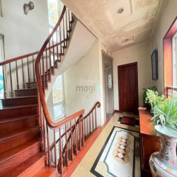 MP Huế - Tòa VP 145m2 x 8 tầng - MT 5.5m - Vuông nở hậu - Giá 115 tỷ