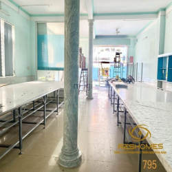 Cho thuê Toà nhà +hầm mặt tiền Chợ  Kinh Doanh Đẹp  Ngay Trung Tâm Chợ