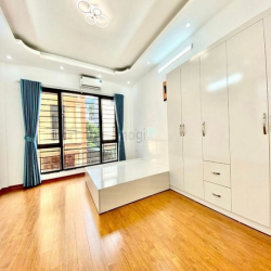 Bán nhà Quan Nhân, Thanh Xuân, ở ngay, 35m2 5T MT4m, giá 3.99 tỷ