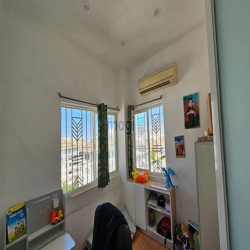 Bán gấp Duplex Hưng Vượng 3, DT 76.5m2, 3PN, 1WC, NTDT, giá 2ty9 TL