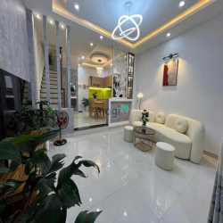 Bán gấp nhà hẻm 872 Quang Trung, Gò Vấp, 54,18m2, giá 1tỷ750, sổ sẵn