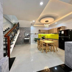 Bán gấp nhà hẻm 872 Quang Trung, Gò Vấp, 54,18m2, giá 1tỷ750, sổ sẵn