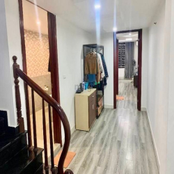 Bán nhà Vũ Trọng Phụng - Quan Nhân sau lưng mặt phố sổ đỏ 68,8m2 x 5T