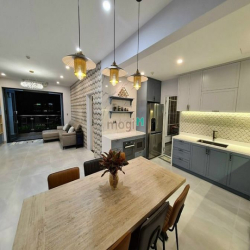 Bán căn hộ cao cấp Cảnh Viên 2 Phú Mỹ Hưng Q7 DT 120m2 giá 5.5 tỷ