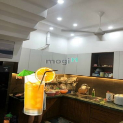 Bán Nhà 2 lầu Hẻm 58 Võ Văn Hát - Long Trường - Q.9