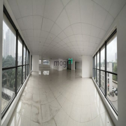Cho thuê sàn văn phòng 200m2 và 345m2 mới tinh tại Nguyễn Huy Tưởng