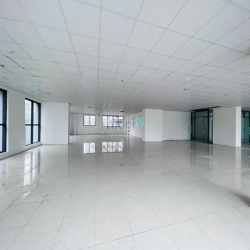 Cho thuê sàn văn phòng 200m2 và 345m2 mới tinh tại Nguyễn Huy Tưởng