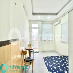 Căn hộ Ban Công, tách bếp, full nội thất, gần siêu thị GO Phú Thạnh