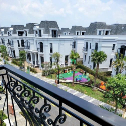 Bán gấp nhà phố Amelia Villa CDT phú Mỹ Hưng cắt lỗ, Giá chỉ 10ty5/căn