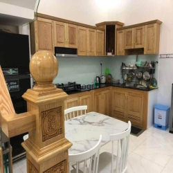 Đổ nợ chú hai bán nhanh nhà mặt tiền CMT8 Quận 3 52m2 995tr HXH
