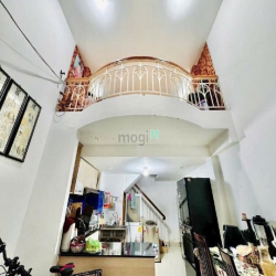 🏠**Nhà đẹp Trung tâm PHÚ NHUẬN-5 Tầng-35m²-Chỉ 5.7 tỷ**🍀