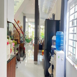 Căn Góc, Nở Hậu, 3 Tầng, 125m2, Hẻm Xe Hơi Đường 385, TNP A, Q9